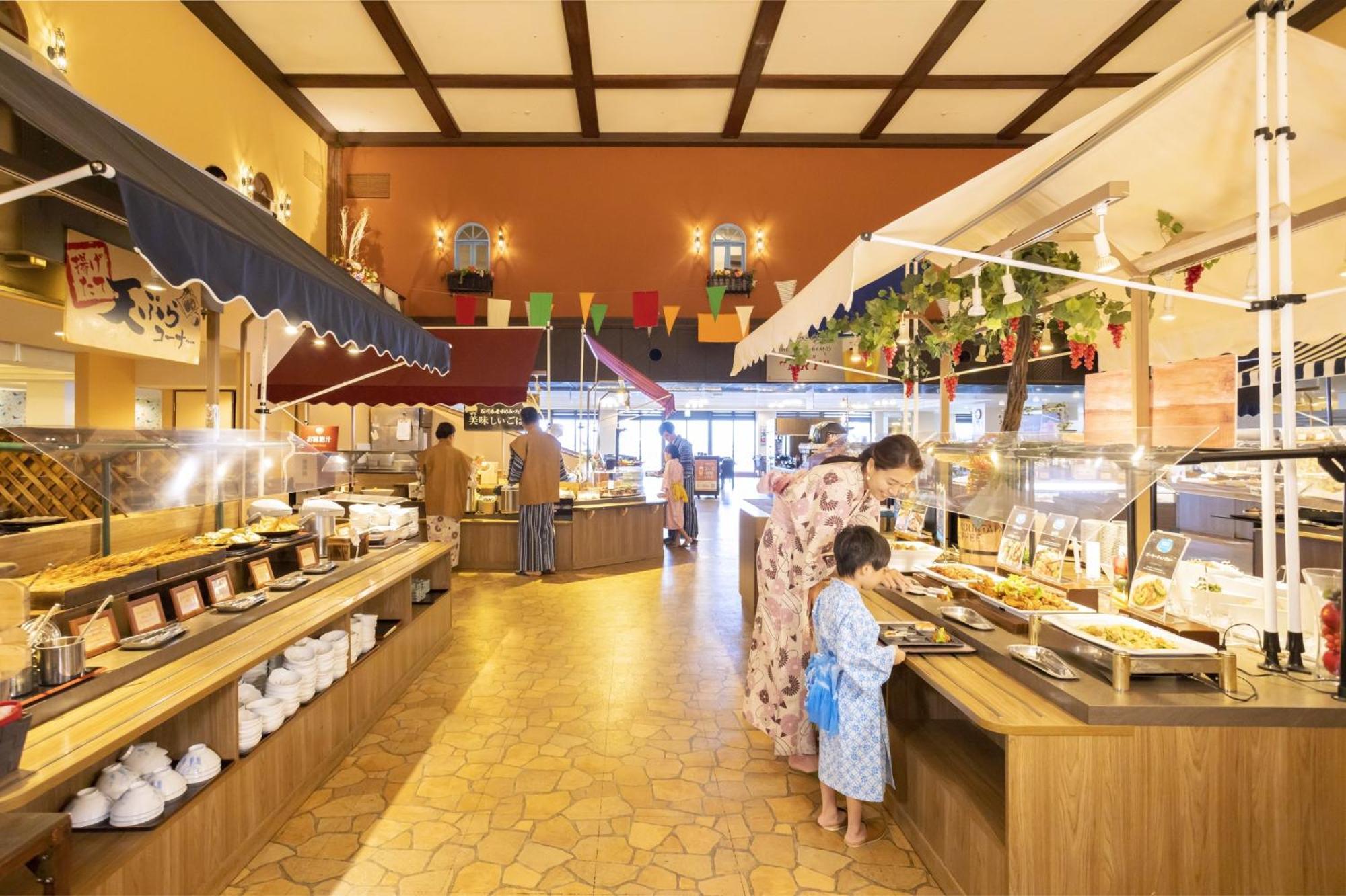 Ooedo Onsen Monogatari Hotel Ranpu Hirado Екстериор снимка